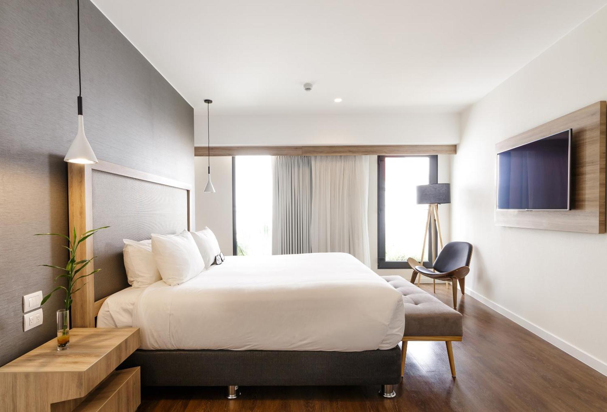 Innside By Melia Lima Miraflores Экстерьер фото